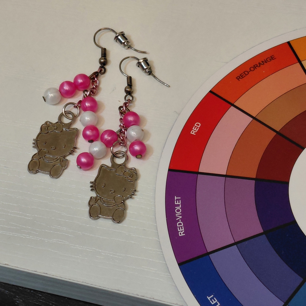 Hello Kitty Pink and White Bead Drop Earrings - Picture 7 of 7